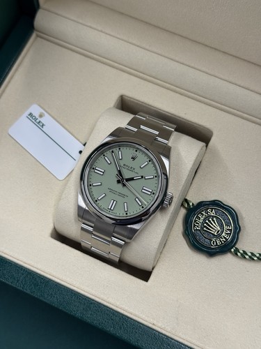 Rolex oyster perpetual - perpetual, 134300